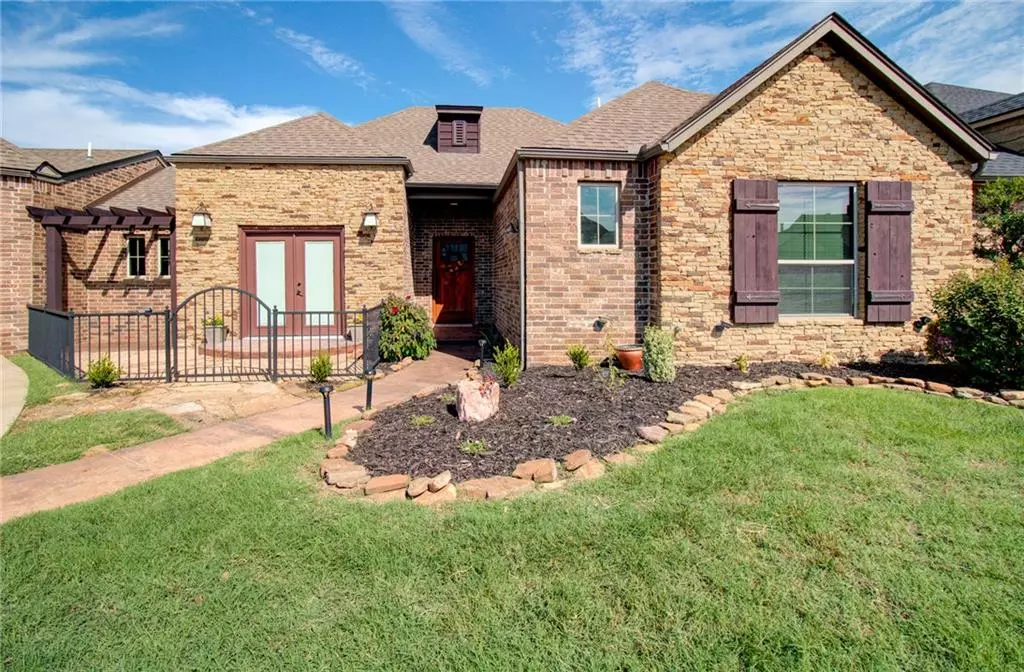 Edmond, OK 73013,15928 San Clemente Drive