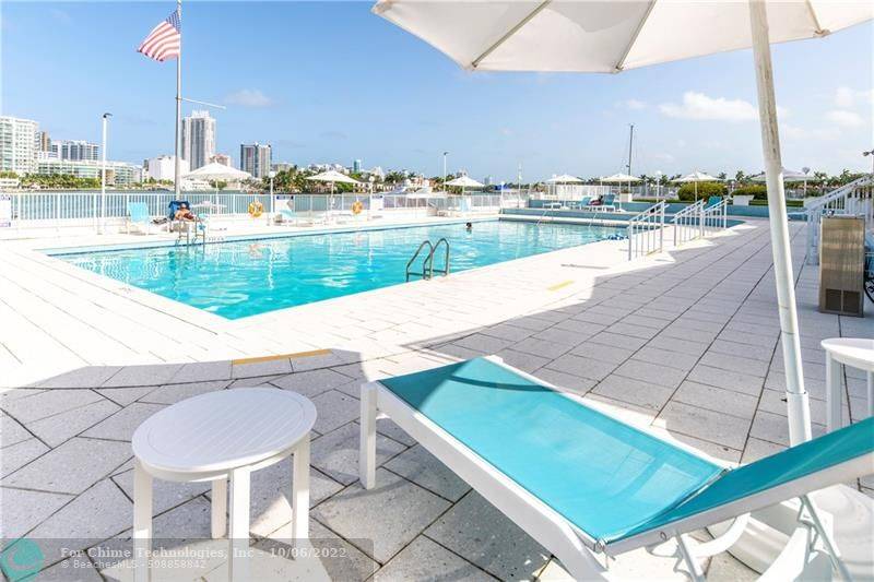 Miami Beach, FL 33141,900 Bay Dr #103