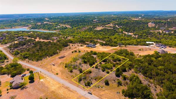 3805 Beacon Lake Drive, Bluff Dale, TX 76433