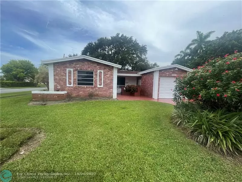 3500 NW 37th St, Lauderdale Lakes, FL 33309