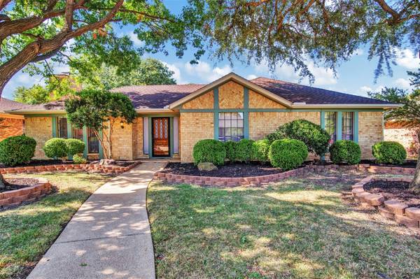 718 Spring Brook Drive, Allen, TX 75002