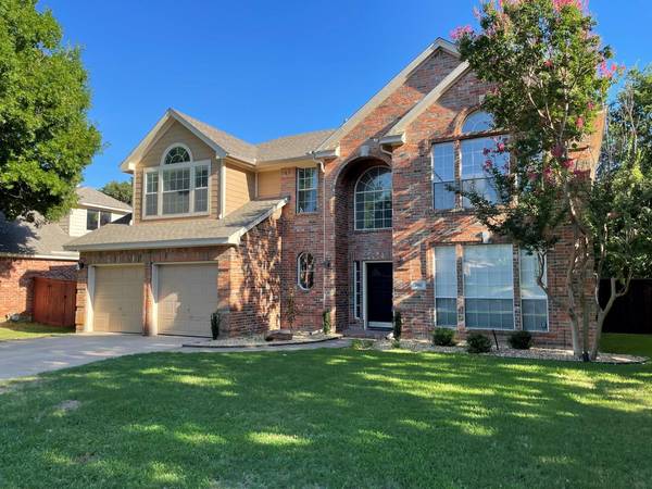 2811 Stonehurst Drive, Grapevine, TX 76051