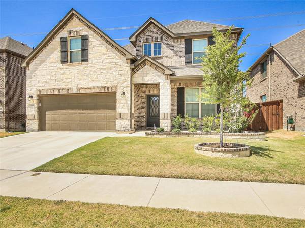 11709 Wulstone Road, Fort Worth, TX 76052