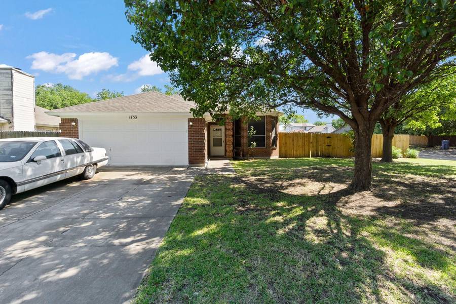 1753 Independence Road, Blue Mound, TX 76131