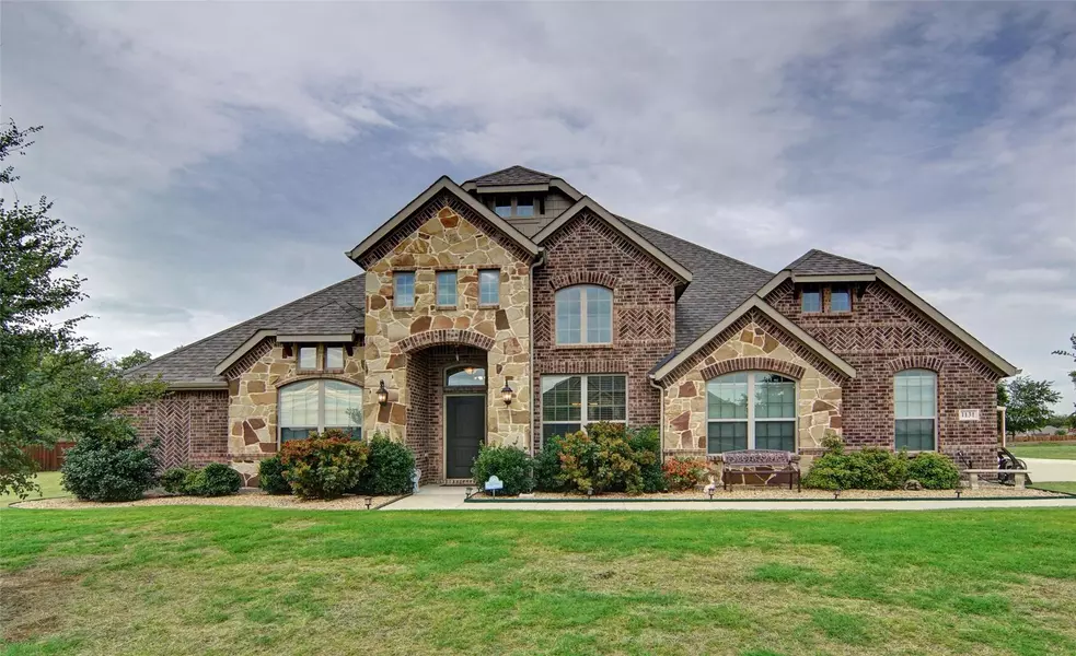 1131 Yukon Boulevard, Waxahachie, TX 75167