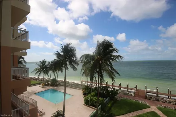 990 Cape Marco DR #307, Marco Island, FL 34145