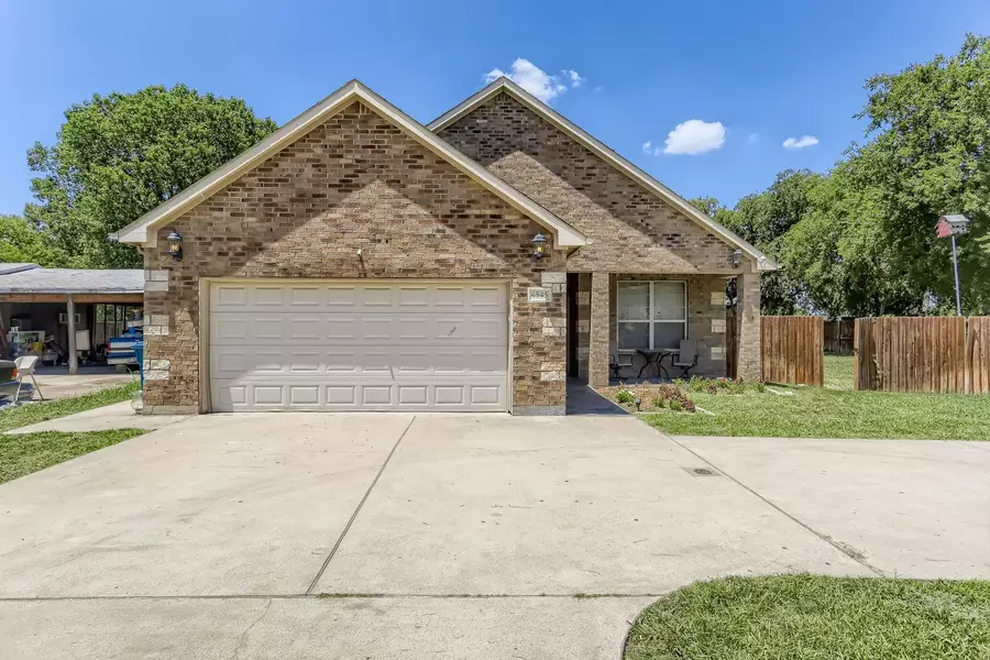 4545 S Horseshoe Trail, The Colony, TX 75056