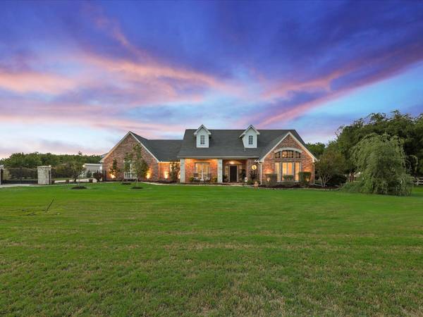 1812 Fairway Bend Drive, Haslet, TX 76052