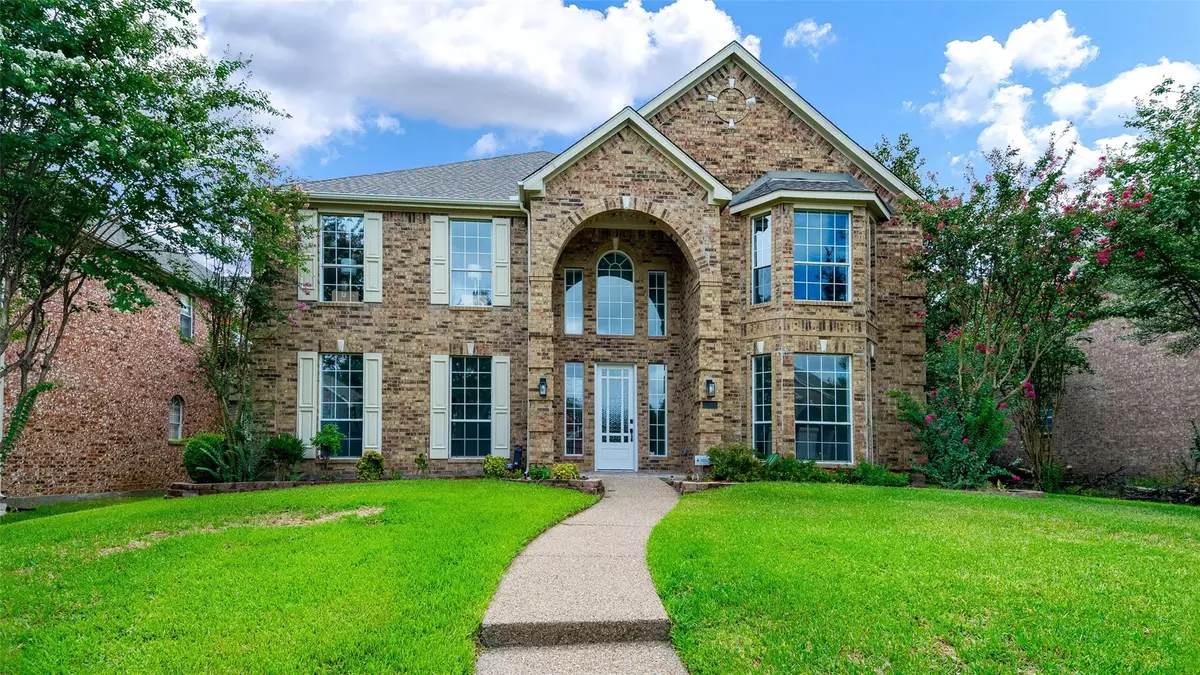 Plano, TX 75093,3221 Wells Drive