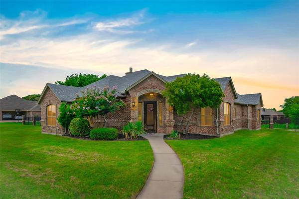 5831 Deerfield Lane, Midlothian, TX 76065