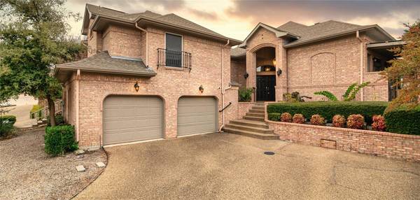 11 Winding Creek Trail, Garland, TX 75043