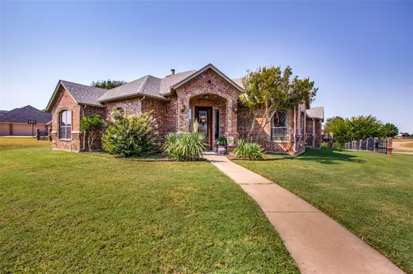 5831 Deerfield Lane, Midlothian, TX 76065