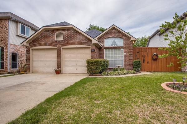 3827 Seminole Place, Carrollton, TX 75007