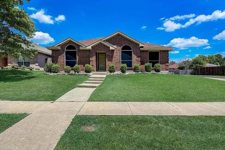 774 Catalina Drive, Lancaster, TX 75146