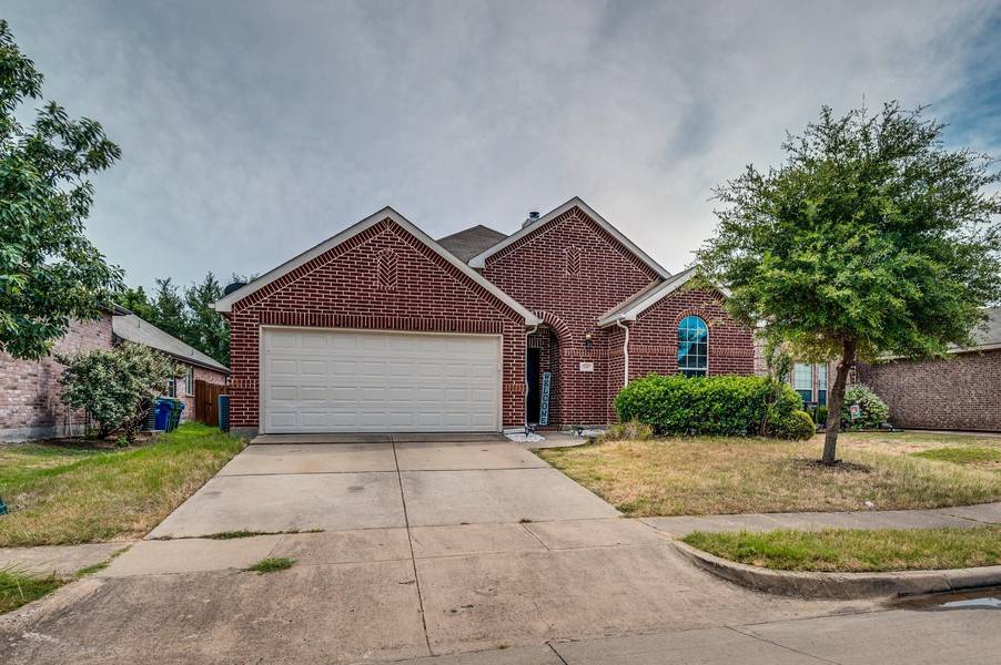 1107 Luckenbach Drive, Forney, TX 75126