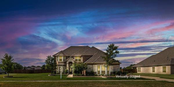 202 Castle Creek,  Red Oak,  TX 75154