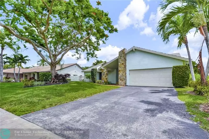 1540 NW 100th Way, Plantation, FL 33322