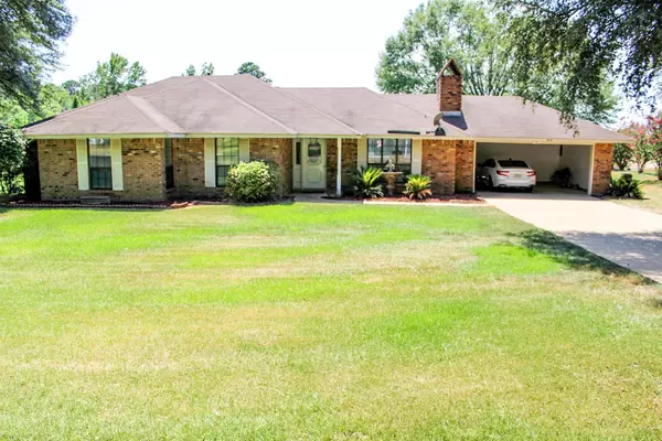 270 14th Street SW, Springhill, LA 71075