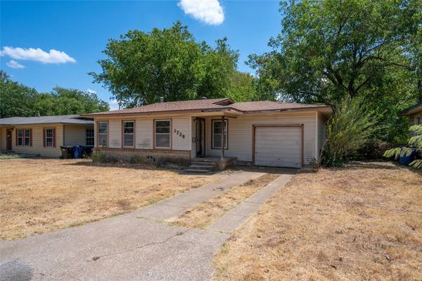 1726 W Elm Street, Denison, TX 75020