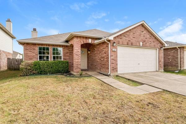 2823 Lonesome Trail, Denton, TX 76210