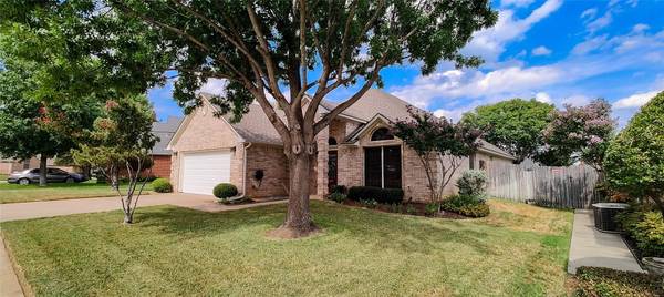 6112 Roaring Springs Drive, North Richland Hills, TX 76180