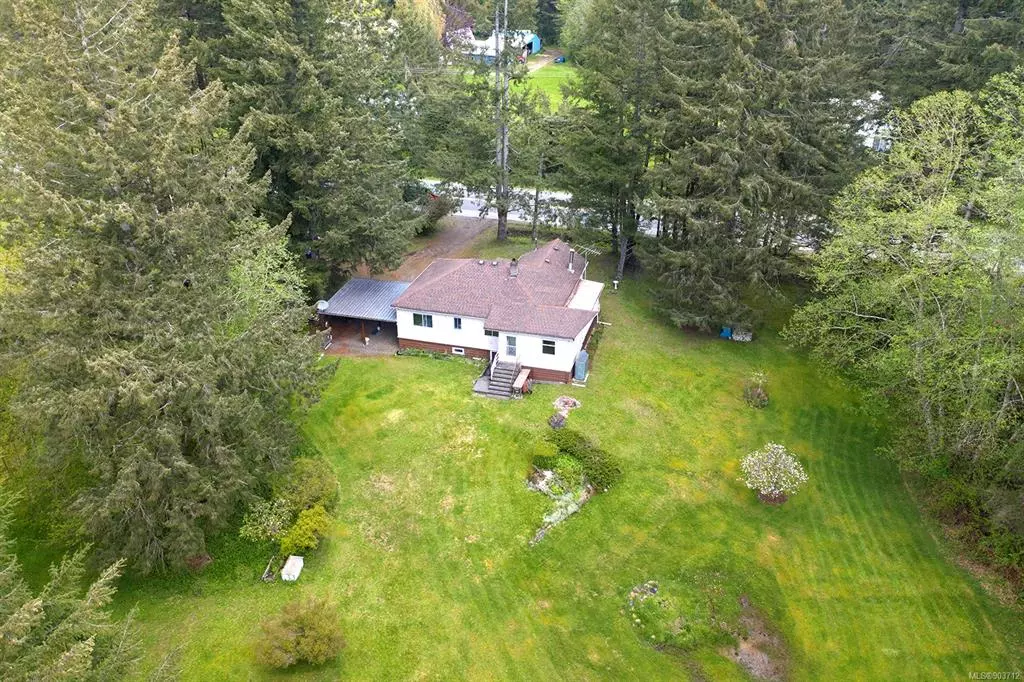 Black Creek, BC V9J 1G4,7651 Island Hwy N