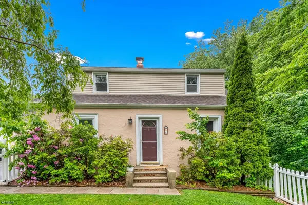 4 Johnson Ave, Mount Olive Twp., NJ 07828