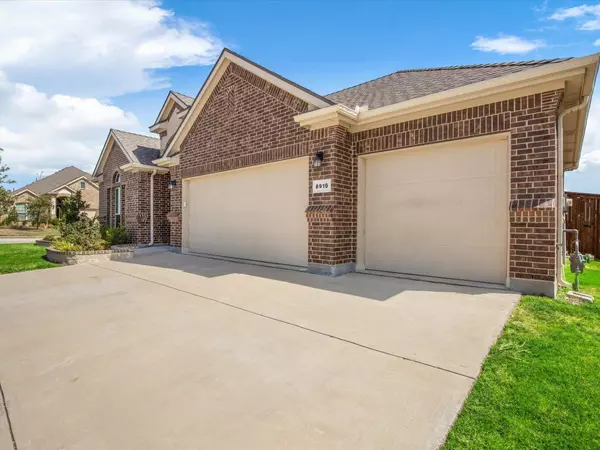 Fort Worth, TX 76131,8916 Copper Crossing Drive