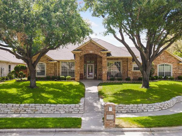 5593 Greenview Court,  North Richland Hills,  TX 76148