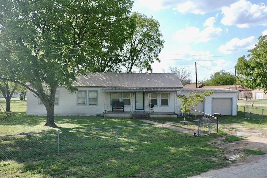 1602 SW 10th Avenue, Mineral Wells, TX 76067