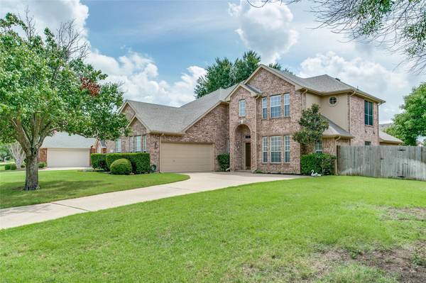 311 VILLAGE Trail, Trophy Club, TX 76262