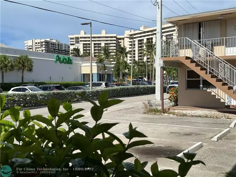 Lauderdale By The Sea, FL 33308,4652 N Poinciana St  #6