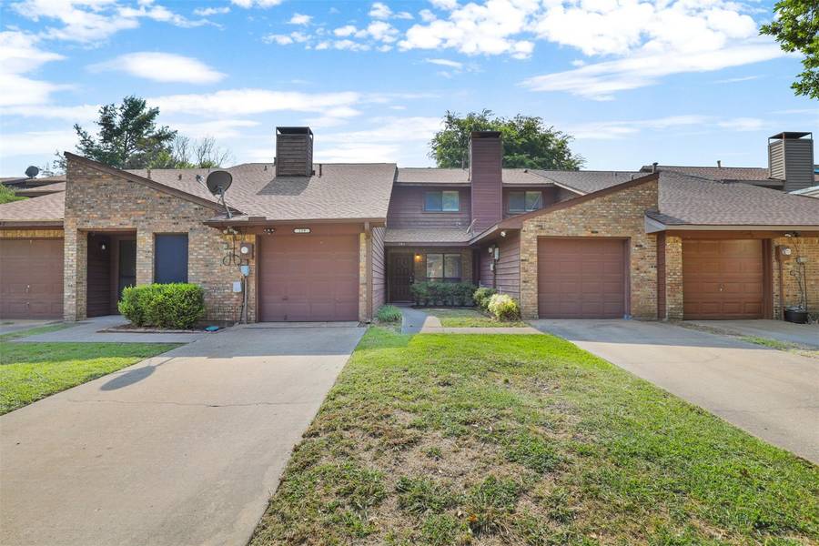 241 Mccarley Place, Mckinney, TX 75071