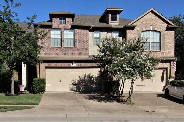 319 Starleaf Trail, Garland, TX 75040