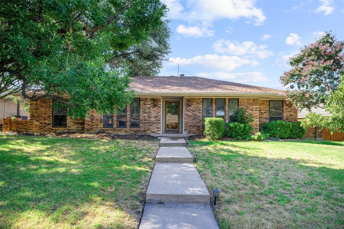 Lewisville, TX 75077,1550 Glenhill Lane