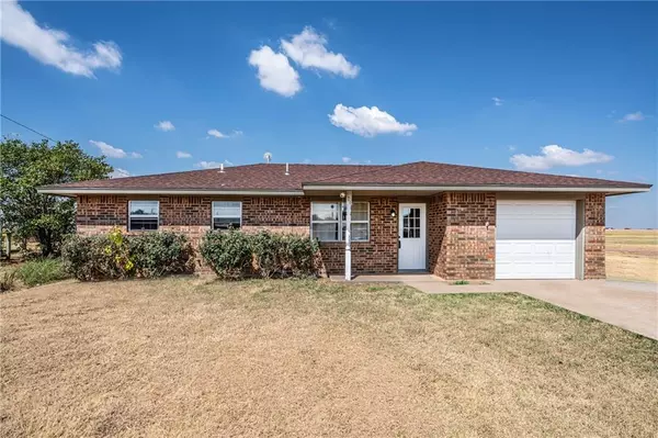 104 Mohawk Avenue, Geronimo, OK 73543