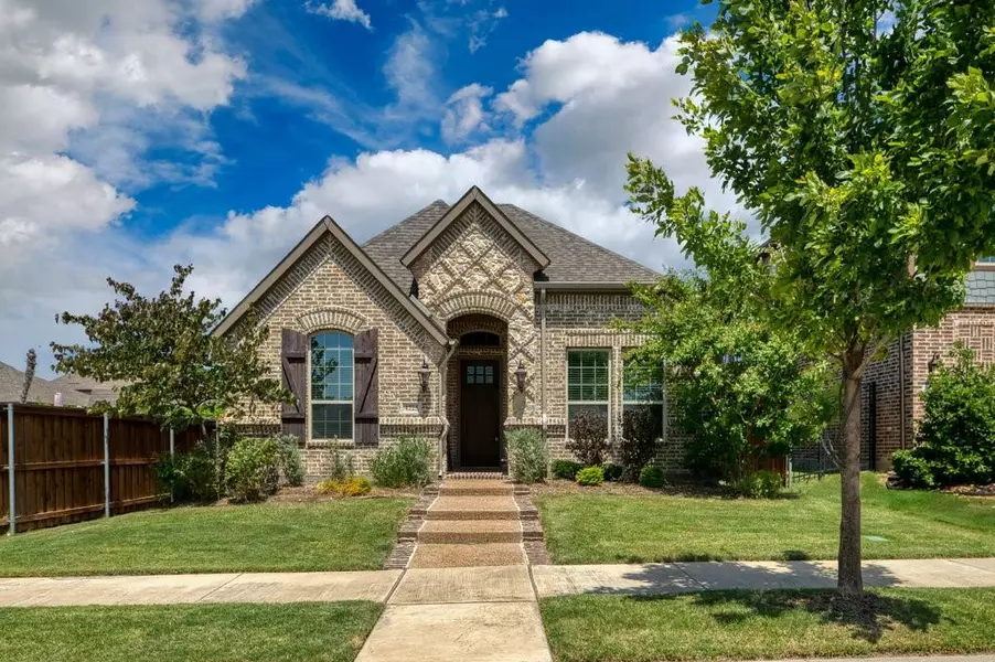 4225 Whispering Willow Way, Arlington, TX 76005