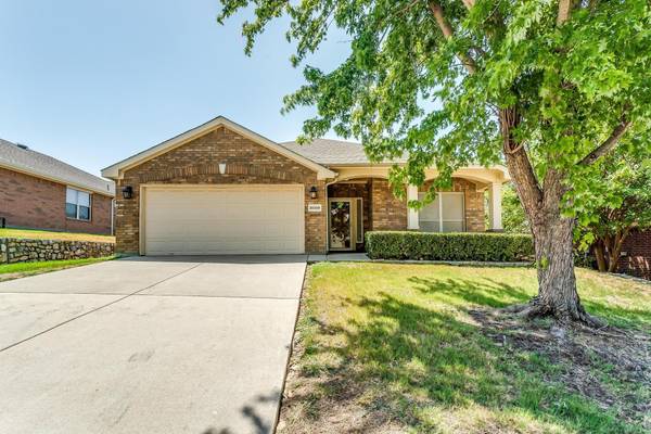 10309 Nelson Drive, Benbrook, TX 76126