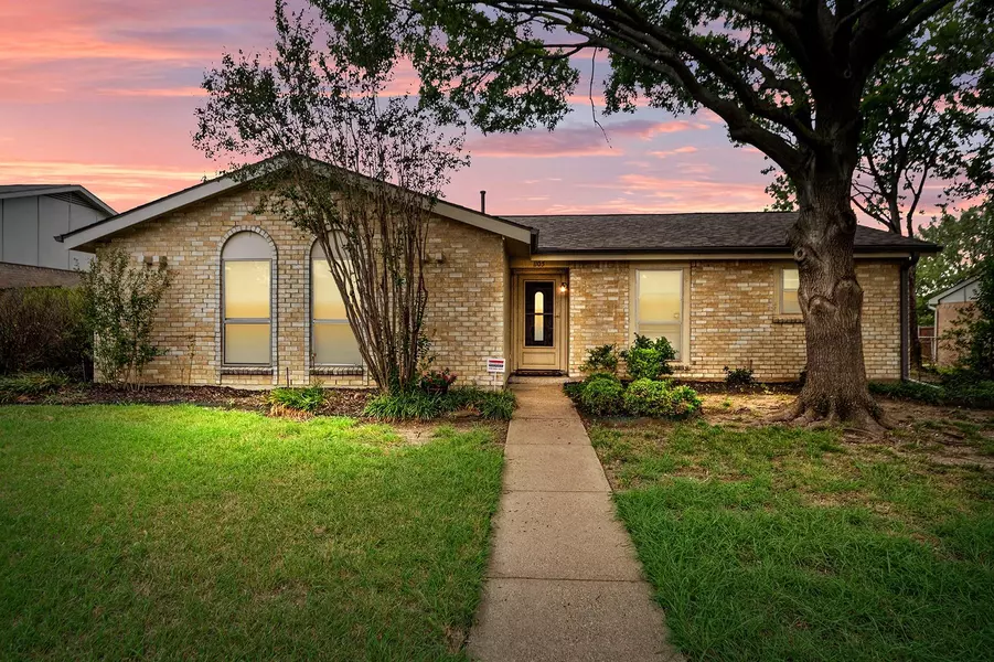 1105 Brush Creek Drive, Richardson, TX 75081