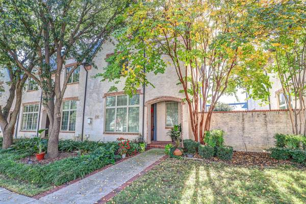 743 Warwick Lane, Coppell, TX 75019