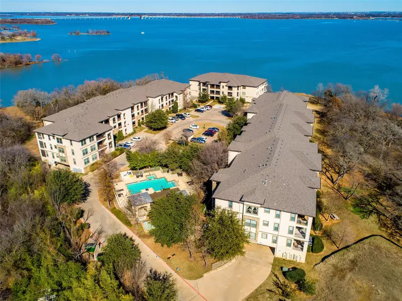 500 Waters Edge Drive #334, Lake Dallas, TX 75065