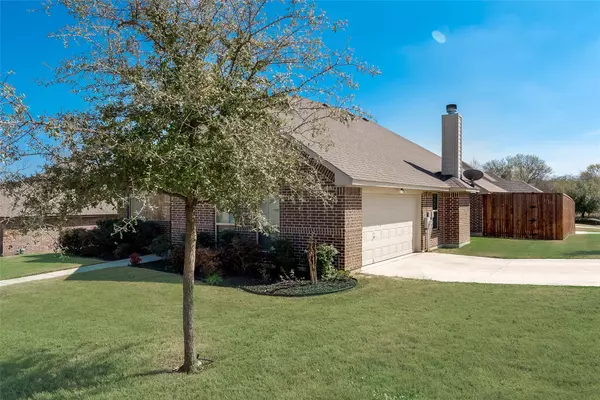 Azle, TX 76020,100 Valle Court