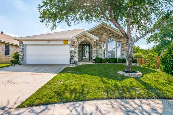 341 Shadow Grass Avenue, Fort Worth, TX 76120