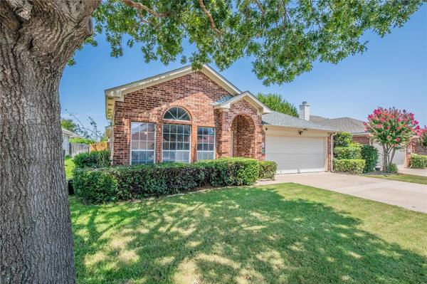 7225 Wild Wing Drive, Fort Worth, TX 76120