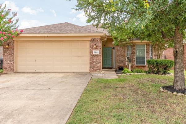 7241 Decoy Lane, Fort Worth, TX 76120