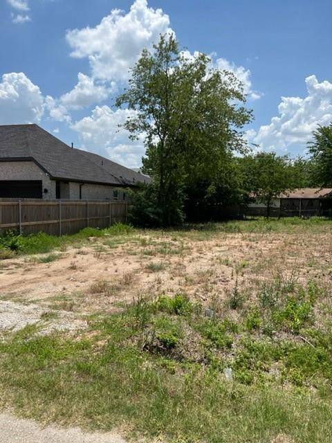 116 Elm Lane, Roanoke, TX 76262