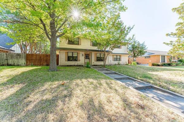 107 Willowbrook Drive, Duncanville, TX 75116