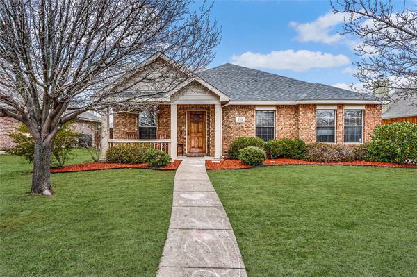 208 Victoria Drive, Royse City, TX 75189