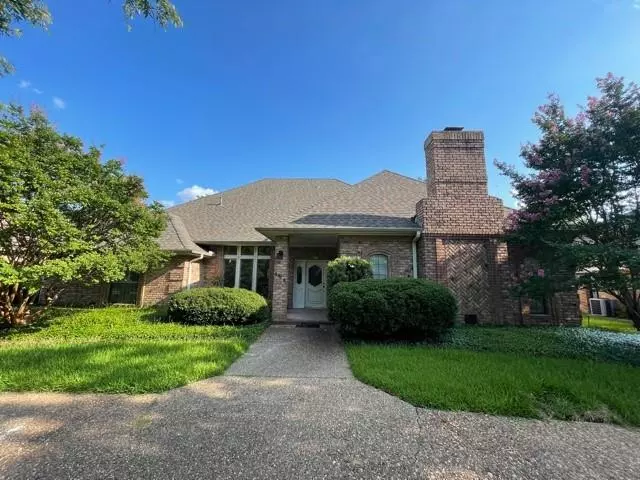 608 Bellah Drive, Irving, TX 75062