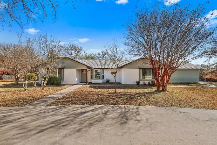 217 Kingswood Road, Willow Park, TX 76087